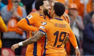 1-1平垫底狼队+24分丢12分！阿莫林3-4-3失灵，曼联争五悬了？