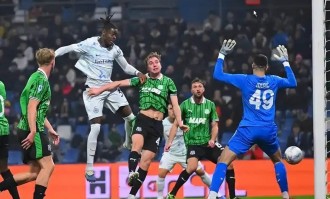 轮换主力仍大胜！国米5-0横扫萨索诺，阿坎吉处子球+劳塔罗追队史，齐沃执教封神