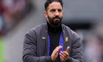 连续九次遭遇苦主挑战，曼联两次主场0-3告负，阿莫林的保密工作堪称典范