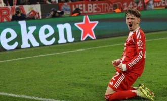 14轮狂轰50球！拜仁再创德甲纪录，五大联赛最强火力，穆勒笑疯了