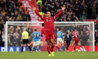 危了！利物浦就剩1个正牌中卫，拿什么死磕欧冠最后一战？